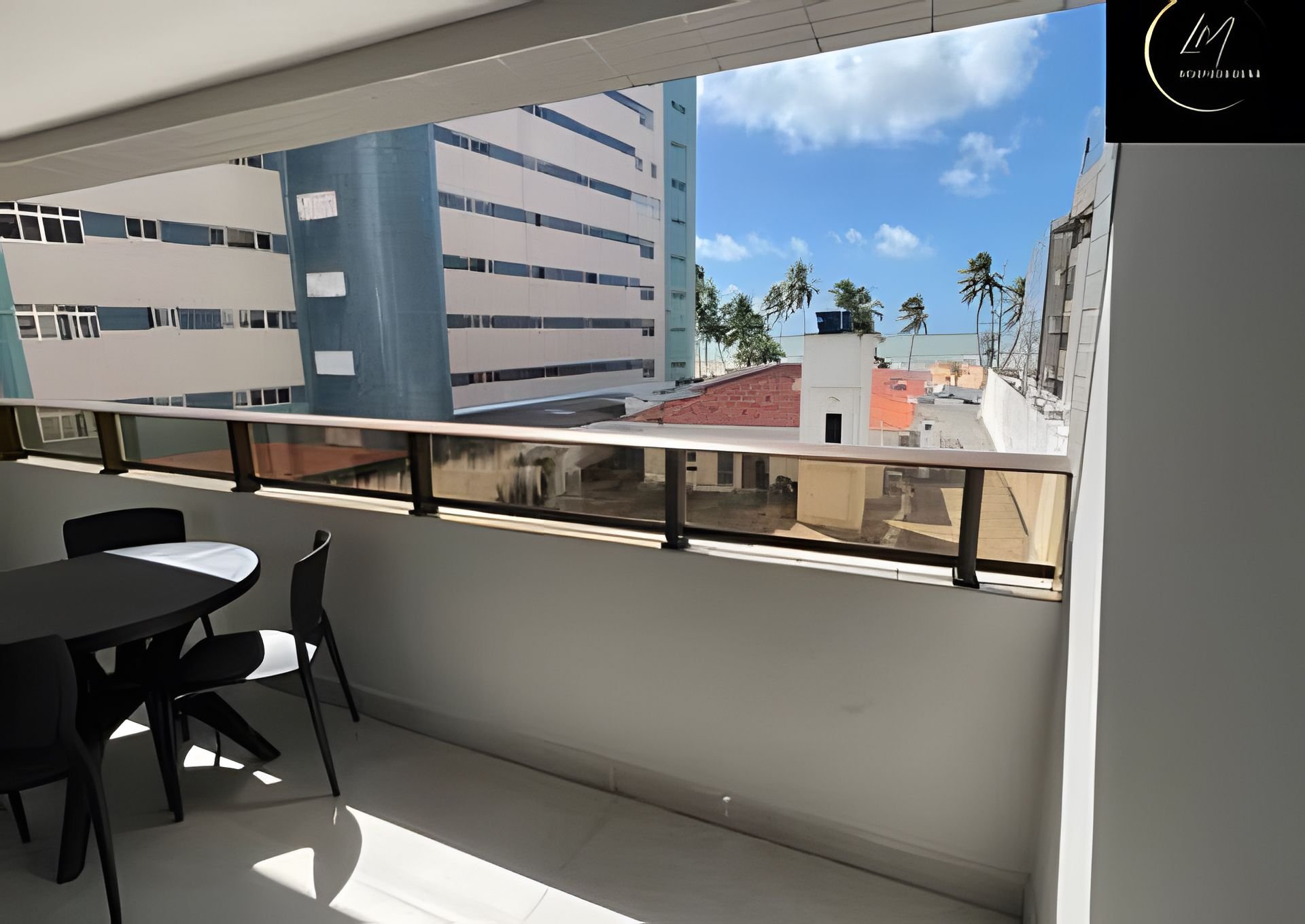 214 LM Infinity Luxo foto 3